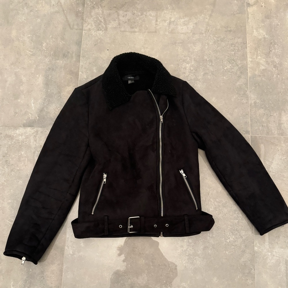 Forever21 Black Sherpa Lined Jacket Size Small